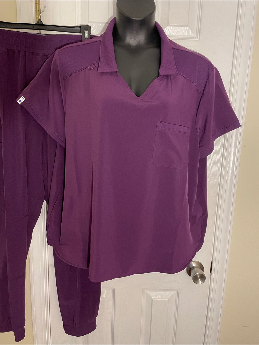 SCRUBSTAR Purple Stretch SS Top with Collar, Pen Loop and 3 Pockets 3X
